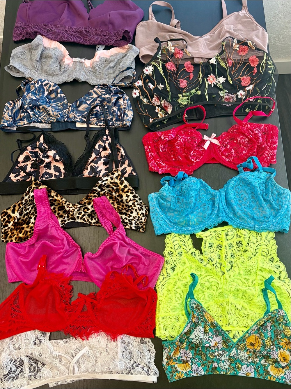 Women’s Lace & Floral Bra Collection in Multiple Colors - Picture 2 of 7